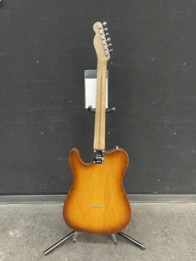 Fender - 017-0281-830 2